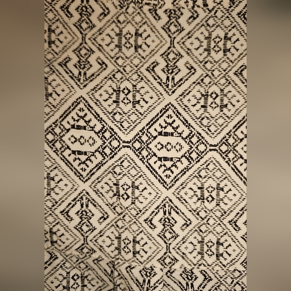 DRESS FORUM Piper Button down shirt dreas. White/black printed. Size medium NWT - Picture 15 of 15